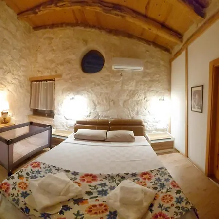 Hotel Kandybos Eco Farm Village *