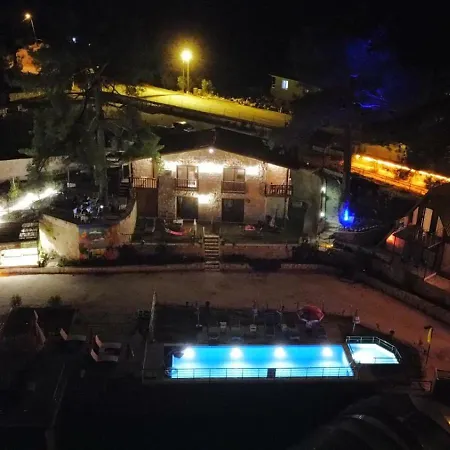 Hotel Kandybos Eco Farm Village