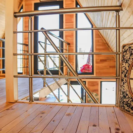 Kandybos Eco Farm Village מלון