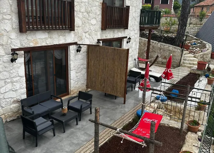 Kandybos Eco Farm Village Hotel *